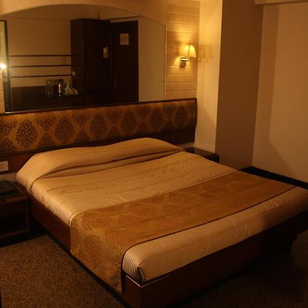 Hotel Karl Residency Mumbai Eksteriør bilde